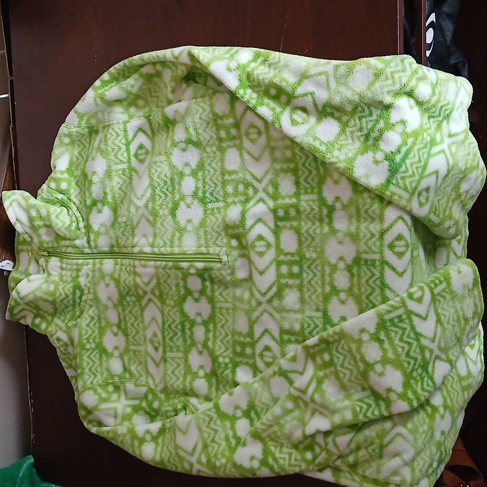 Xhilaration Lime Green Geometric Fleece Pullover